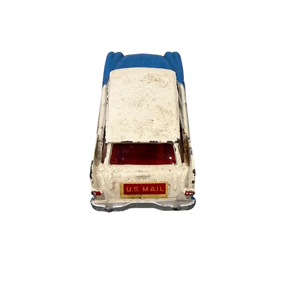 Vintage Corgi Toys Plymouth Sports Suburban US Mail Diecast Car Blue‎ White 4in